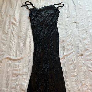 forever 21 black velvet dress, size small